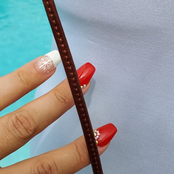 SVEN Berkeley USA Brown Leather Medium Crossbody Bag - Picture 16 of 17